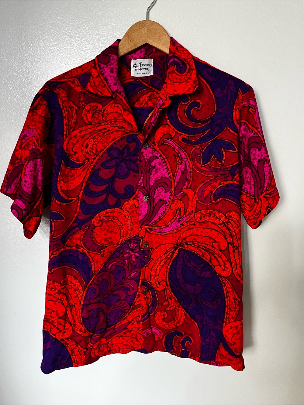 Rare Vintage Sun Fashions of Hawaii Tiki Paisley Short-Sleeve Shirt 1960’s